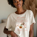 Laatste Rodeo Chic Cowgirl Pet Westerne bruidsfees<br><div class="desc">Stap in stijl met onze prachtige "Last Rodeo" cowgirl floral pet westerne bruidsfeest tri-blend shirt! Dit shirt, dat comfort en charme perfect combineert, is ontworpen voor de moderne bruid die haar unieke spirit viert. Perfect voor een vrijgezellenfeest met een Western thema, om je liefde voor alle Westerne dingen te laten...</div>