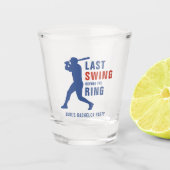 Laatste Swing Voor de Ring Honkbal Bachelor Party Shot Glas (Voorkant)