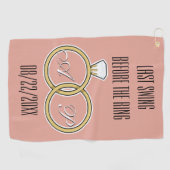 Laatste Swing Voor de Ring Trouwfeest Roze Golfhanddoek (Horizontaal)