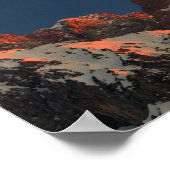 Laatste zonlicht op bergen poster (Hoek)