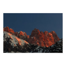 Laatste zonlicht op bergen