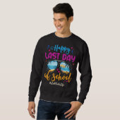 Lab Tech Happy Last Day School Zonnebril 2 Trui (Voorkant volledig)