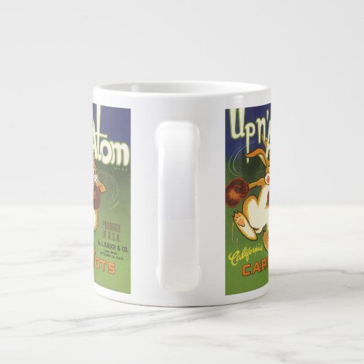 label Art boxing Rabbit, boven op Atom Carrots Grote Koffiekop (Achterkant)