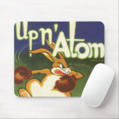 label Art boxing Rabbit, boven op Atom Carrots Muismat (Met muis)