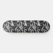 Label Grafitti Patterned Skateboard (Horizontaal)