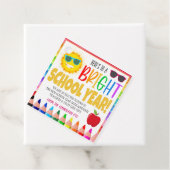 Label voor cadeautjes op school (In situ)