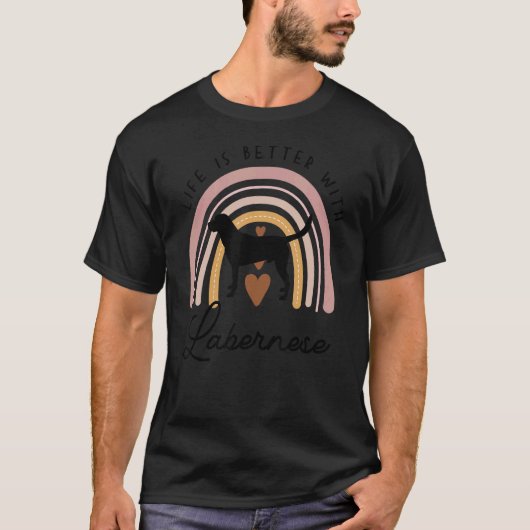Labernese Rainbow Dog mama T-shirt (Voorkant)