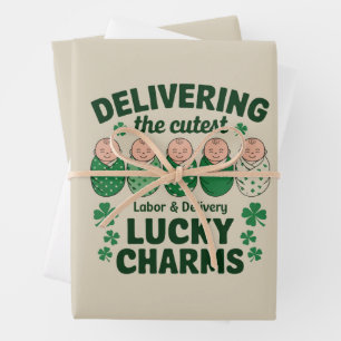 Labor & Delivery Lucky Charm Verpleegster Klaver  Inpakpapier Vel