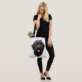 Labradoodle Zwarte Hond Tote Bag (Op model)