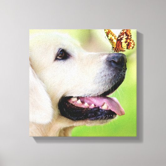 Labrador And Butterfly Throw Pillow Canvas Afdruk (Voorkant)