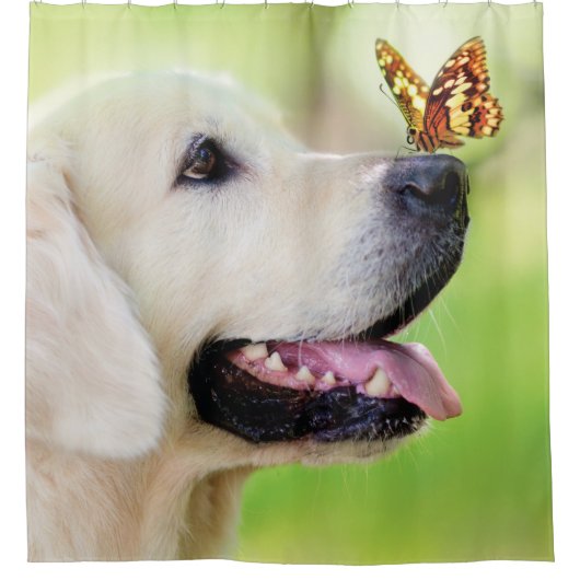 Labrador And Butterfly Throw Pillow Douchegordijn (Voorkant)