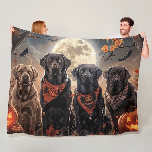 Labrador Halloween Griezelig Fleece Deken (In situ)
