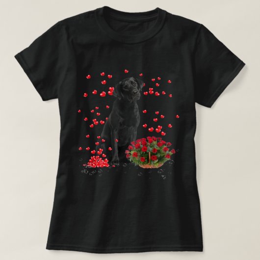 Labrador Hearts-ballonnen en Roos mandje Valentijn T-shirt (Design voorkant)