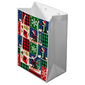 Labrador Kerst Patchwork Quilt Medium Cadeauzakje (Voorkant Gekanteld)