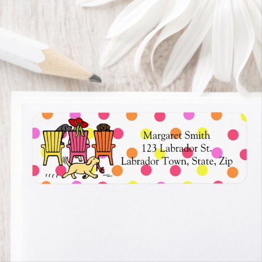 Labrador Mam in Poolside Etiket (Insitu)