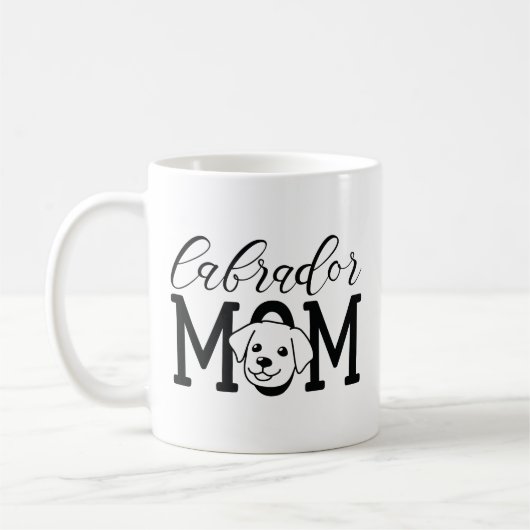 Labrador mama koffiemok (Links)