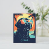 Labrador met zonnebril op een strand Custom Briefkaart (Staand voorkant)