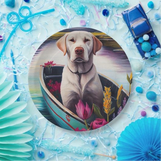 Labrador op een peddel: een Schilderachtig avontuu Papieren Bordje (Feest)