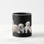 Labrador puppies - Gepersonaliseerd Mok (Midden)
