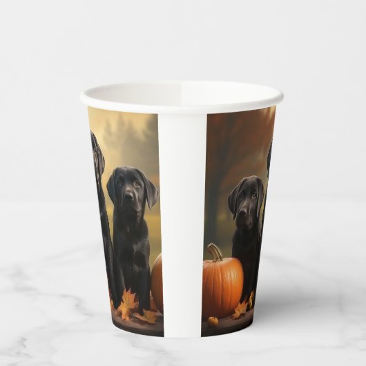 Labrador Puppy Herfst Delight Pompoen Papieren Bekers (Links)