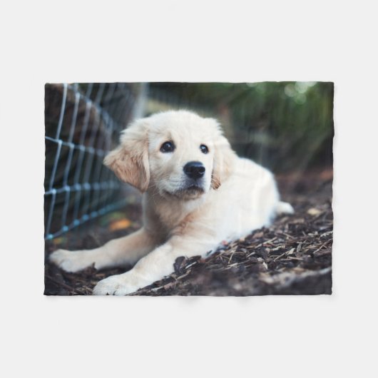 Labrador puppy play in de tuin fleece deken (Voorkant (Horizontaal))