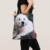 Labrador puppy play in de tuin tote bag (Dichtbij)