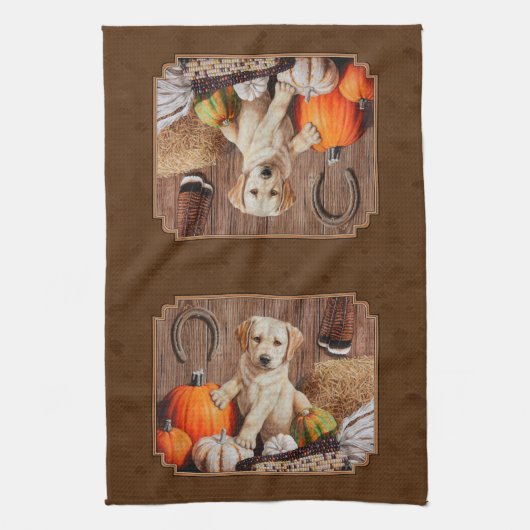 Labrador Retriever Dog & Pumpkins Brown Theedoek (Verticaal)