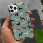 Labrador Retriever Dog Silhouettes Pattern Labs iPhone 15 Pro Max Hoesje<br><div class="desc">Labrador Retriever hond silhouetten patroon met Black Labs,  Yellow Labs,  Chocolate Labs en Fox Red Labradors. Dit coole hondenontwerp is beschikbaar op verschillende mobiele telefoonhoesjes.</div>