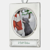 Labrador Retriever Gepersonaliseerde Kerstmis Verzilverd Banner Ornament (Links)