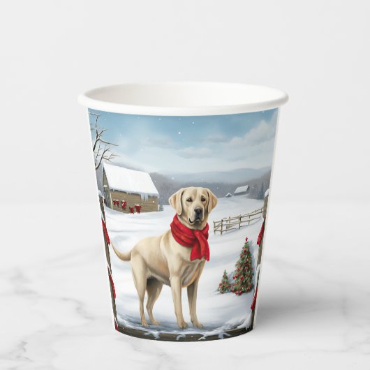 Labrador Retriever Hond in Sneeuw Kerstmis Papieren Bekers (Voorkant)