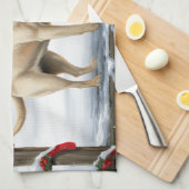 Labrador Retriever Hond in Sneeuw Kerstmis Theedoek (Quarter Fold)