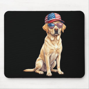 Labrador Retriever hond met Amerikaanse vlag Gele Muismat
