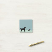 Labrador Retriever op lekkagekwirrel Post-it® Notes (Op bureau)