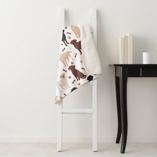 Labrador Retriever Paws en Botten Sherpa Blanket Sherpa Deken (In situ)