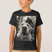 Labrador Selfie met grote voet plezier Hondenliefh T-shirt (Voorkant)
