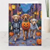 Labrador Trick-or-Treating in Halloween kostuums Kaart (Voorkant)