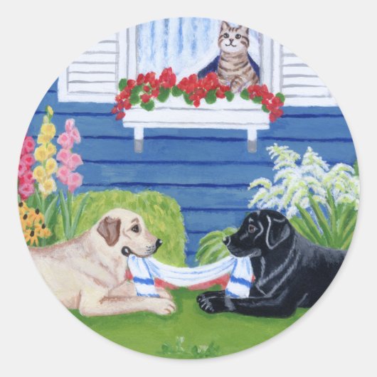 Labradors in de tuin ronde sticker (Voorkant)