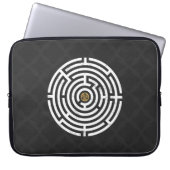 LABYRINTH TRISKELION TRIPLE CELTISCHE SPIRAAL LAPTOP SLEEVE (Voorkant)