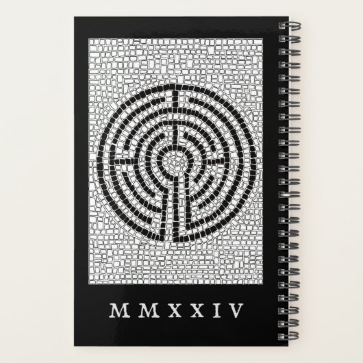 LABYRINTH VII 5.5x8.5 Planner + Tekst / Zwart (Achterkant)