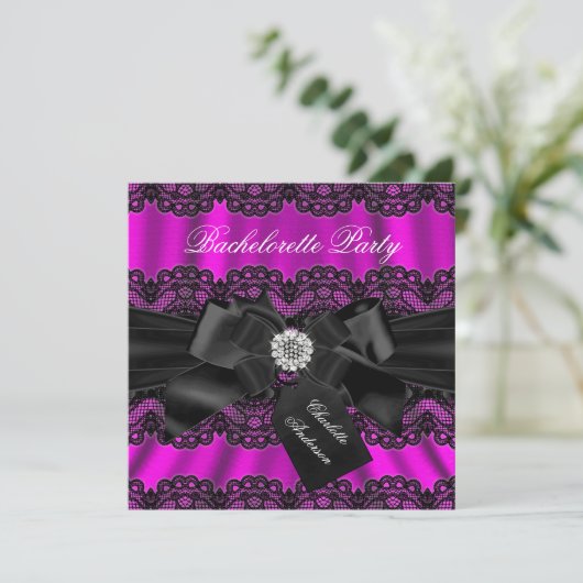 Lace & Bow Pink Black Bachelorette Party nodigt ui Kaart (Staand voorkant)
