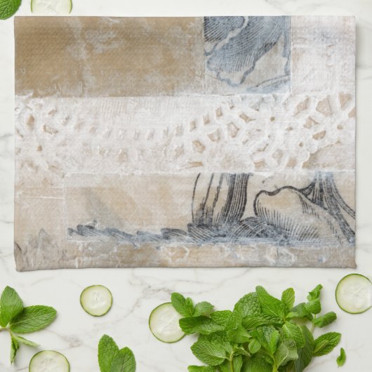 Lace Collage II Theedoek (Gevouwen)