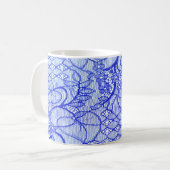 Lace in blauw. Royal Blue Couture Lace Patch Koffiemok (Voorkant links)