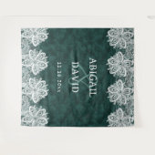 Lace on Emerald Green Faux Velvet Wedding Backdrop Wandkleed (Voorkant (horizontaal))