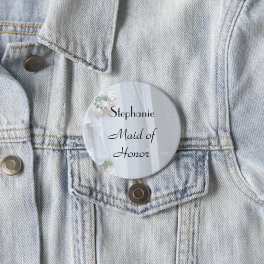  Lace Personalized Maid of Honor Button (In situ)
