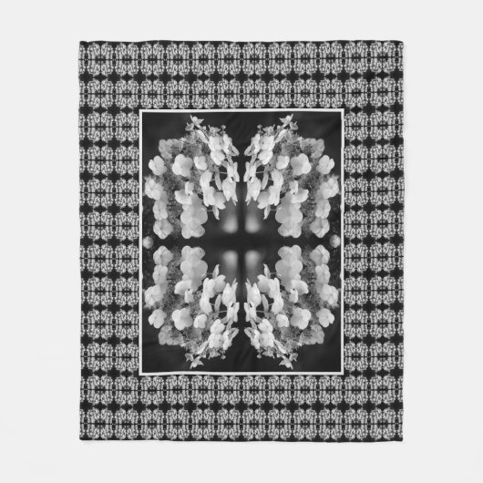 Lacecap Hydrangea zwart-wit Abstract Fleece Deken (Voorkant)