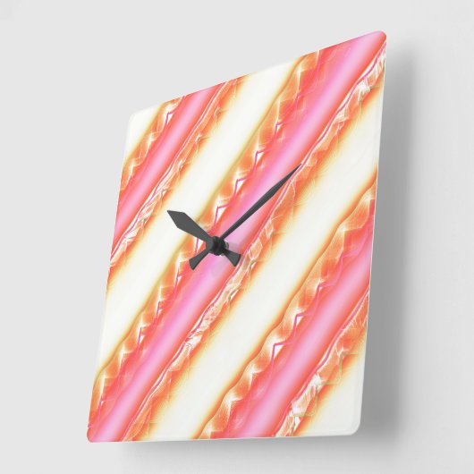 Lacelike op brede strepen in zijderoze tot beige vierkante klok (Hoek)