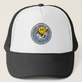 Lach, het is gratis! Smiley Face Hoed Trucker Pet (Voorkant)