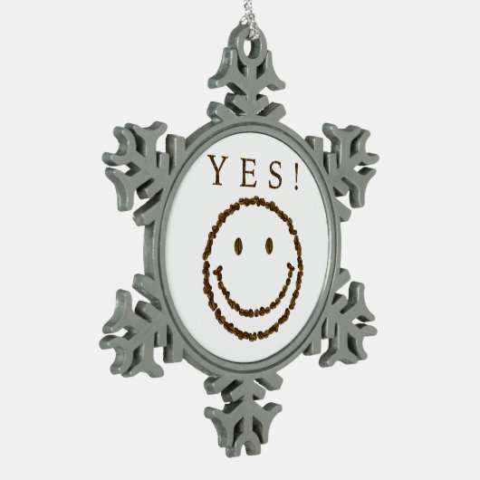 Lach met koffiebonen tin sneeuwvlok ornament (Links)