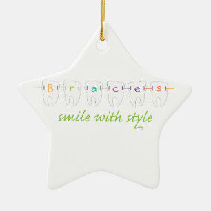 Lach met stijl keramisch ornament