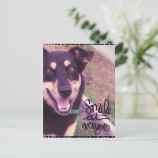 Lach op Iedereen Dog Briefkaart (Staand voorkant)